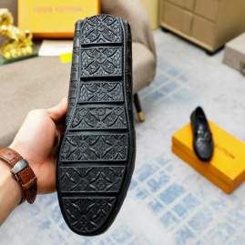 Picture of Louis Vuitton Shoes _SKULVsz38-45mnf022011933